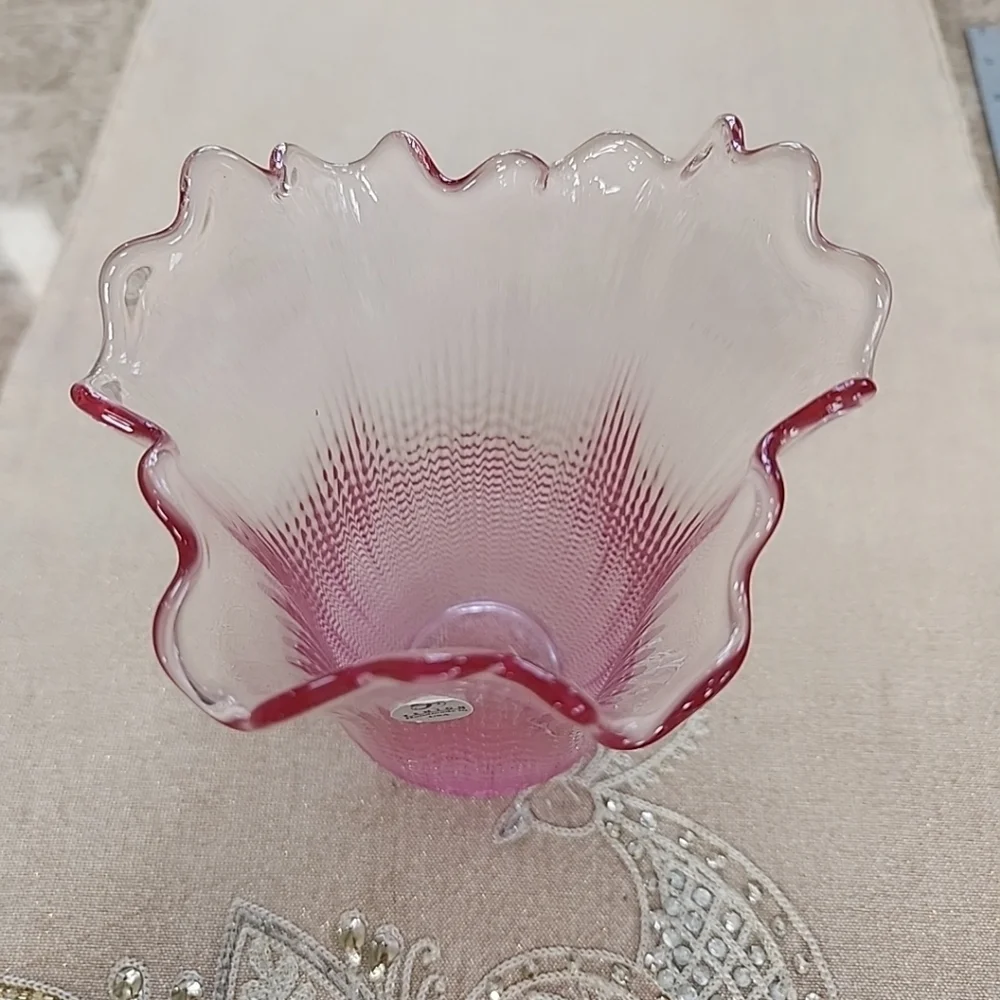 Fenton Silverton Empress Rose Light Punk Sw7ng Vase, 6 1/2